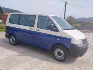 Volkswagen Caravelle 2009