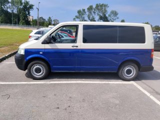 Volkswagen Caravelle 2009