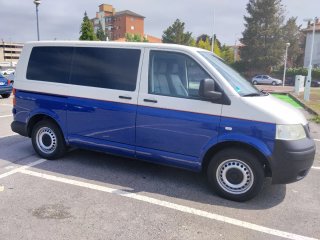 Volkswagen Caravelle 2009