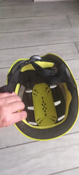 Casco B'Twin giallo per bambini