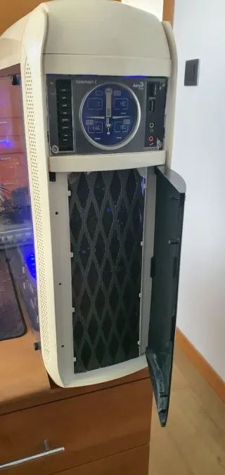 Caja PC CoolBox Blanca