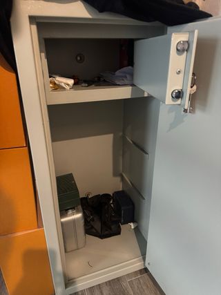 Caja Fuerte Metal Llave y Combinación
