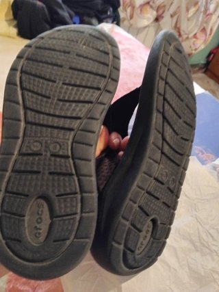 Sandalias Crocs negras