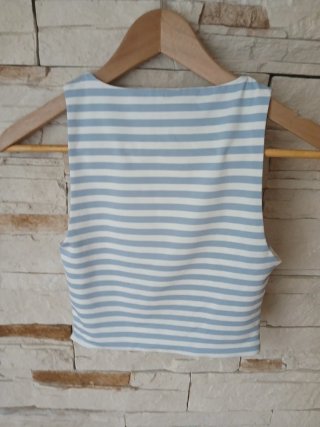 Top rayas azul y blanco Stradivarius Talla S