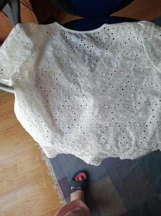 Lote 2 Blusas Blancas Encaje