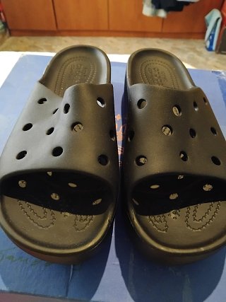 Sandalias Crocs Negras Nuevas