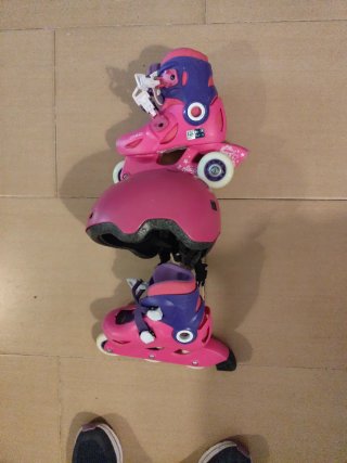 Patines Oxelo T 26-28 + Casco Rosa