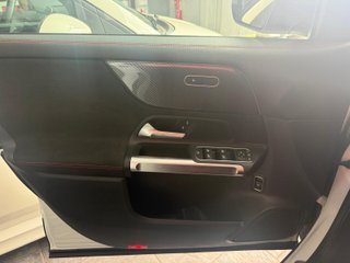 Mercedes-Benz GLB (X247) 2024