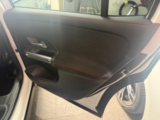 Mercedes-Benz GLB (X247) 2024