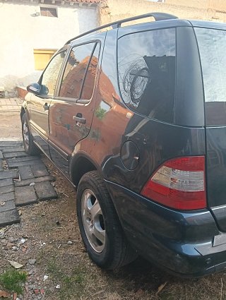 Mercedes-Benz Clase M 2004