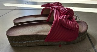 Ciabatte fucsia con fiocco