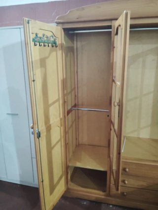 Armario 4 puertas madera pino