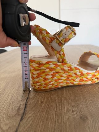 Sandalias Castañer Naranja y Amarillo