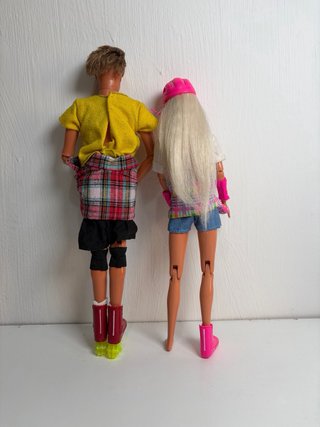 Barbie e Ken pattinaggio in linea
