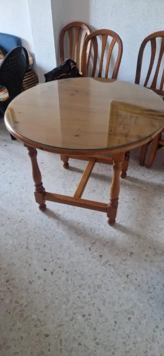Mase redonda de 90 cm con cristal.