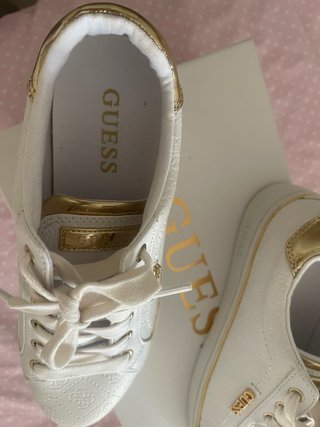 Bambas Guess Blancas y Doradas original 2025/2026