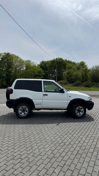 Nissan Terrano II 125cv