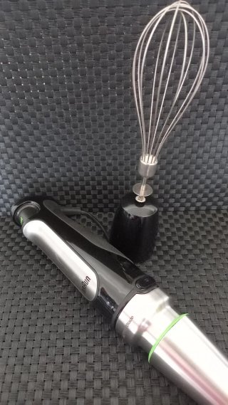Batidora de mano Braun y accesorios