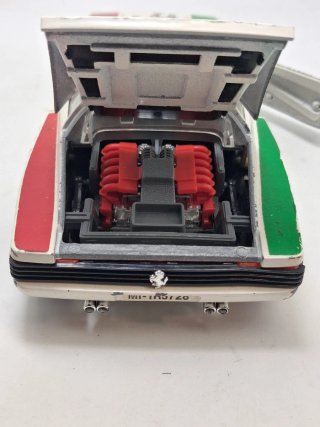 Ferrari Testarossa Italia '90 Bburago scala 1:24.
