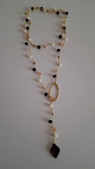 Collana choker uncinetto perle e pietre dorata