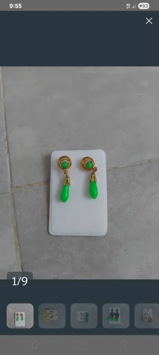 Pendientes verdes y dorados