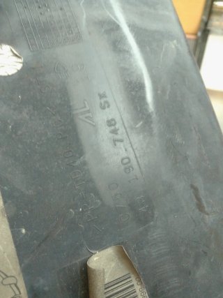 Faro delantero coche