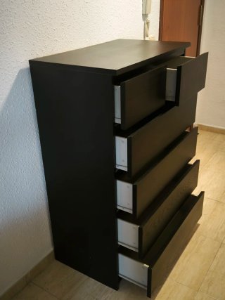Cómoda IKEA 6 cajones madera y metal