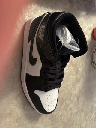 Nike Air Jordan 1 Mid