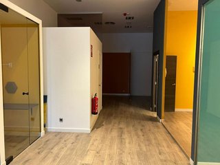 Local comercial en alquiler en Ensanche en Pamplona