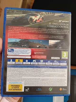 PS4 (PlayStation 4) + 2 controller + Gran Turismo