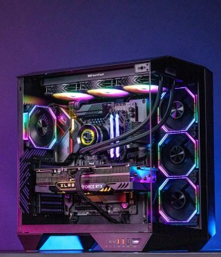 PC DARK R7 9800X3D RTX 5080