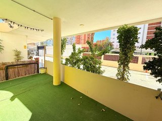 Local comercial en venta en Playa de Levante en Benidorm