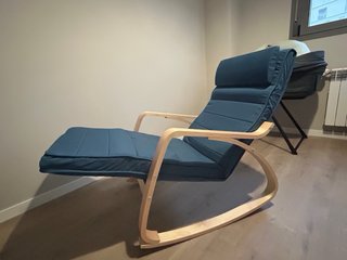 Sillón mecedora 5 posiciones reposapiés. Lactancia