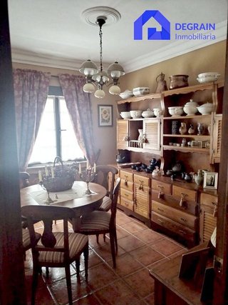 Piso en venta en La Villa - Bazuelo en Mieres