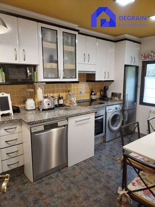Piso en venta en La Villa - Bazuelo en Mieres