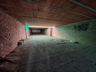 Solar en venta en Les Arenes - La Grípia  Can Montllor en Terrassa