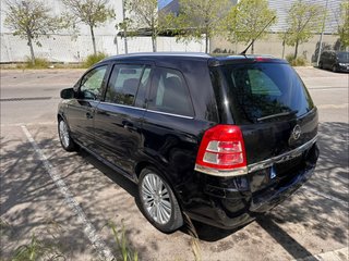 Opel Zafira 2011