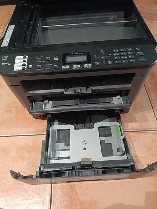 Stampante multifunzione Brother MFC nera