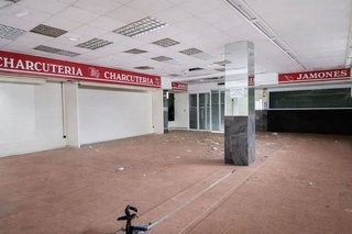 Local comercial en venta en Torrent Ballester en Viladecans