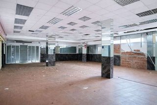 Local comercial en venta en Torrent Ballester en Viladecans