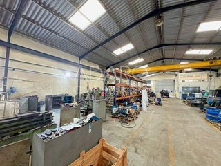 Nave industrial en venta en Humanes de Madrid