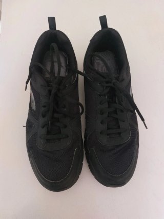 Scarpe uomo Skechers nere