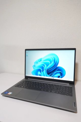 Ordenador Portátil Lenovo I7-1255U 16GB 512GB NVME