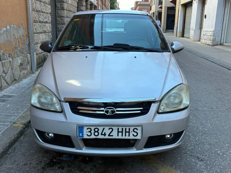 Tata Indica 2011 - foto 1