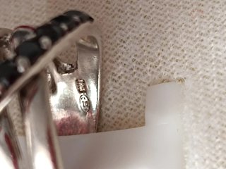 Anillo de plata de ley