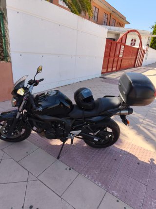Yamaha Fazer 600 Negra
