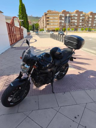 Yamaha Fazer 600 Negra
