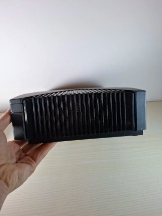 Console Xbox Classic, Controller cavi. Descrizione