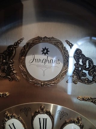 Reloj de pie Junghans