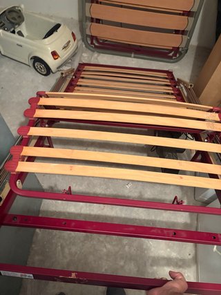 Cama articulada motorizada